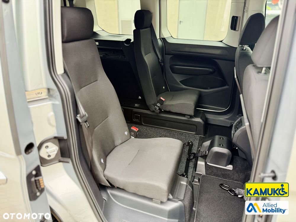 Ford Tourneo Connect 1.5 EcoBoost Titanium - 24