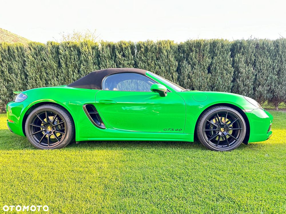Porsche 718 Spyder - 26