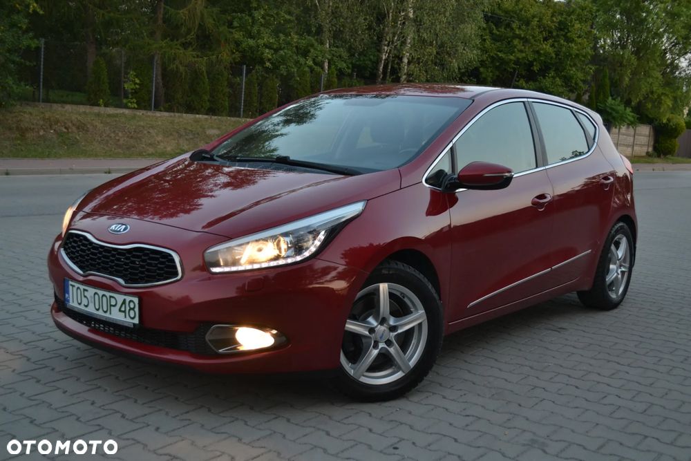 Kia Ceed 1.6 GDI Platinum Edition - 28