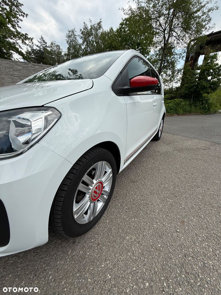 Volkswagen up! (BlueMotion Technology) beats - 21
