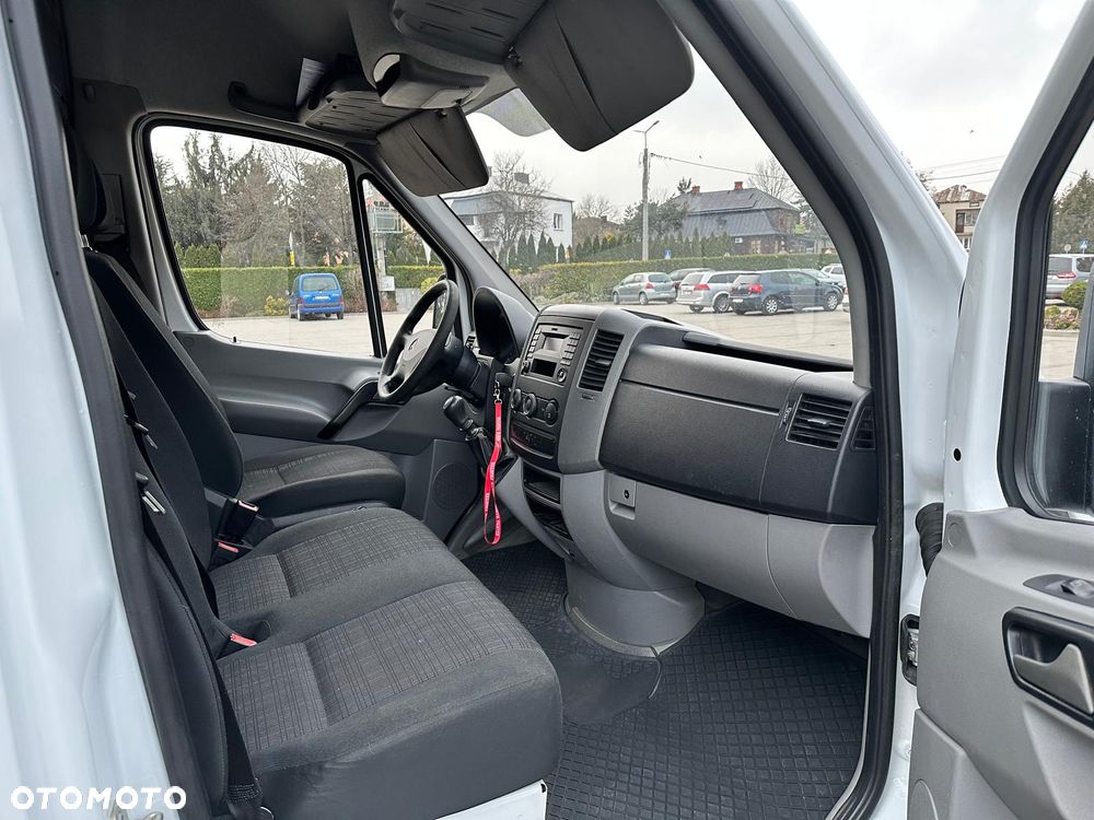 Mercedes-Benz SPRINTER - 14