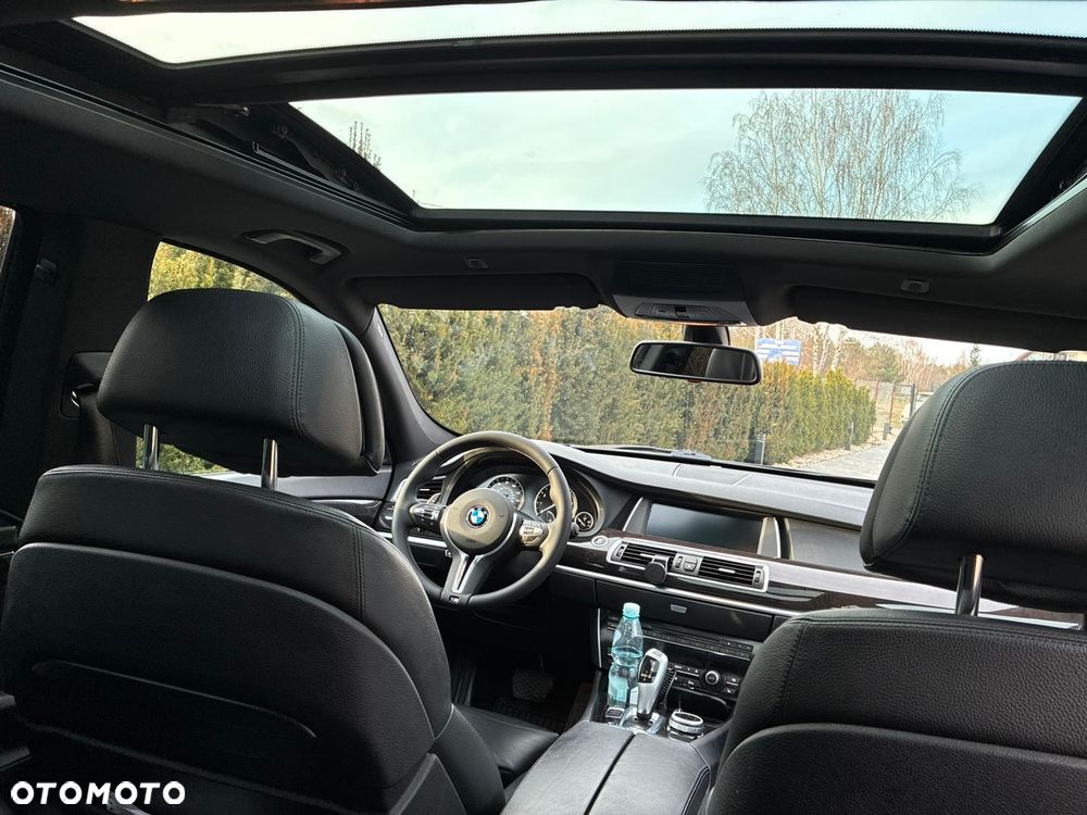 BMW 5GT 535i xDrive - 14