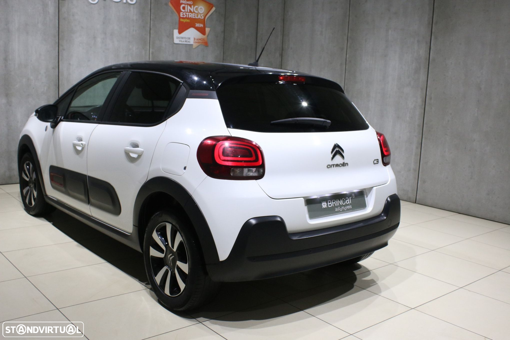 Citroën C3 1.2 PureTech C-Series - 12