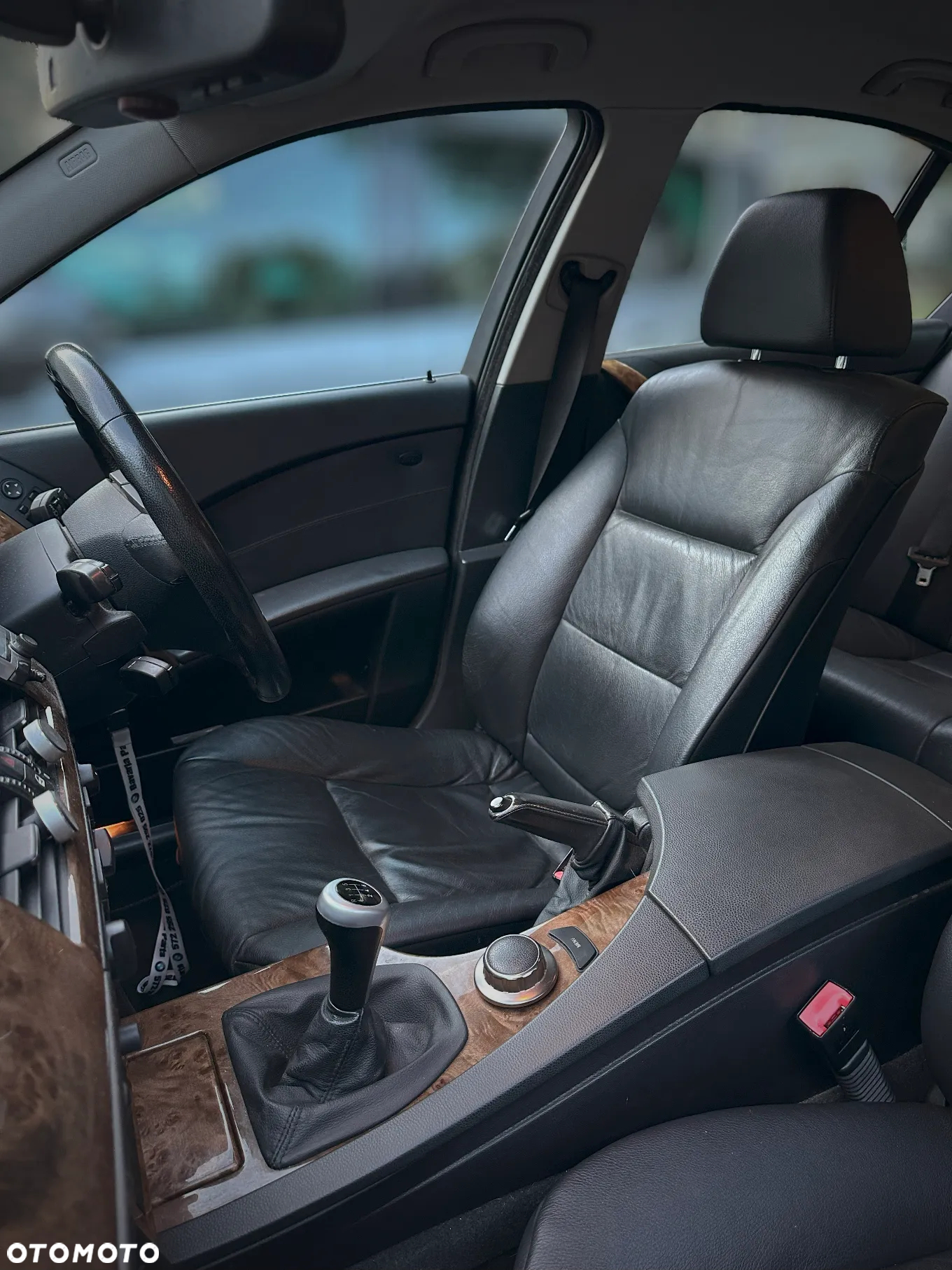 BMW Seria 5 525i - 15