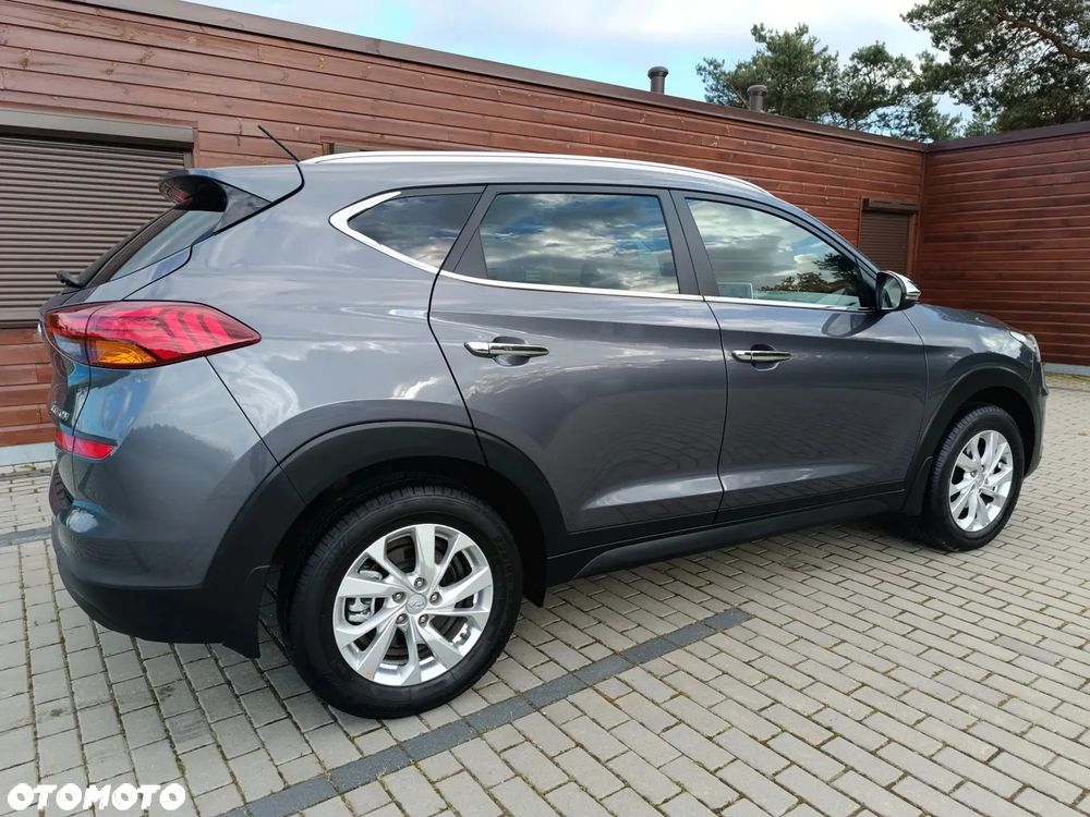 Hyundai Tucson 1.6 GDI BlueDrive Style 2WD - 24