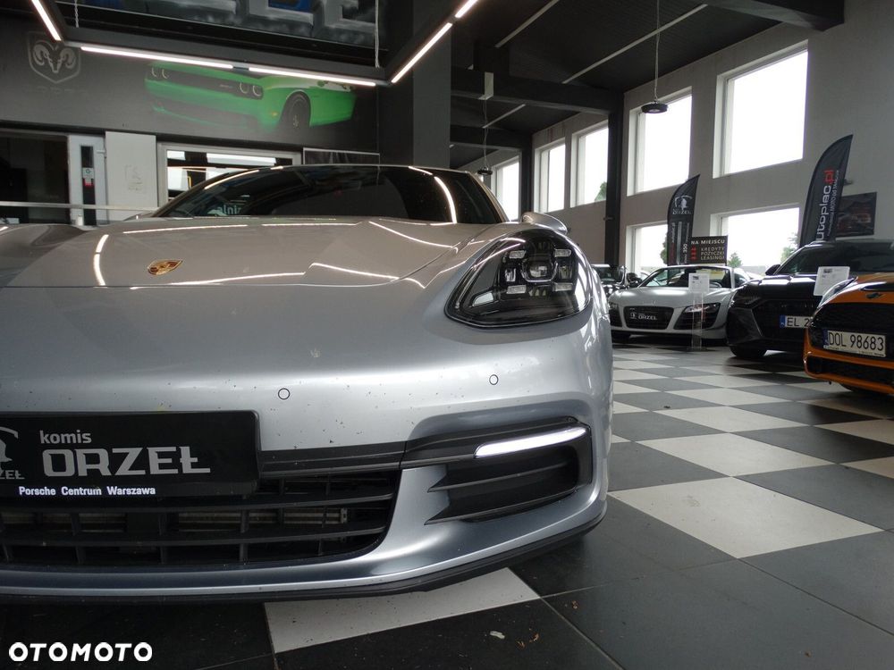 Porsche Panamera - 38