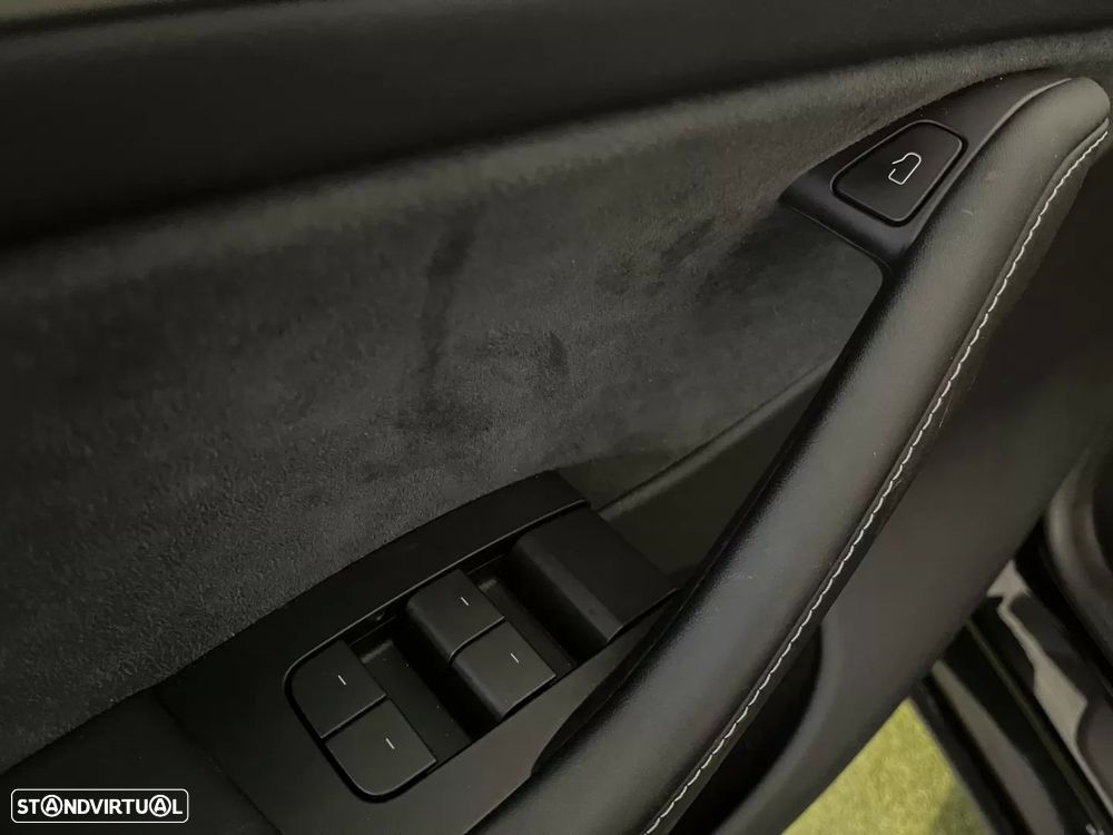 Tesla Model Y Tração Traseira - 41
