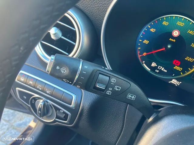 Mercedes-Benz C 300 de AMG Line - 23