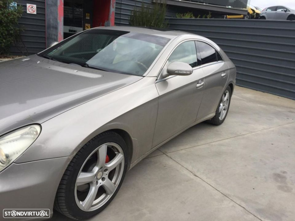 Mercedes CLS 320 CDI W 219 de 2006 para peças - 3