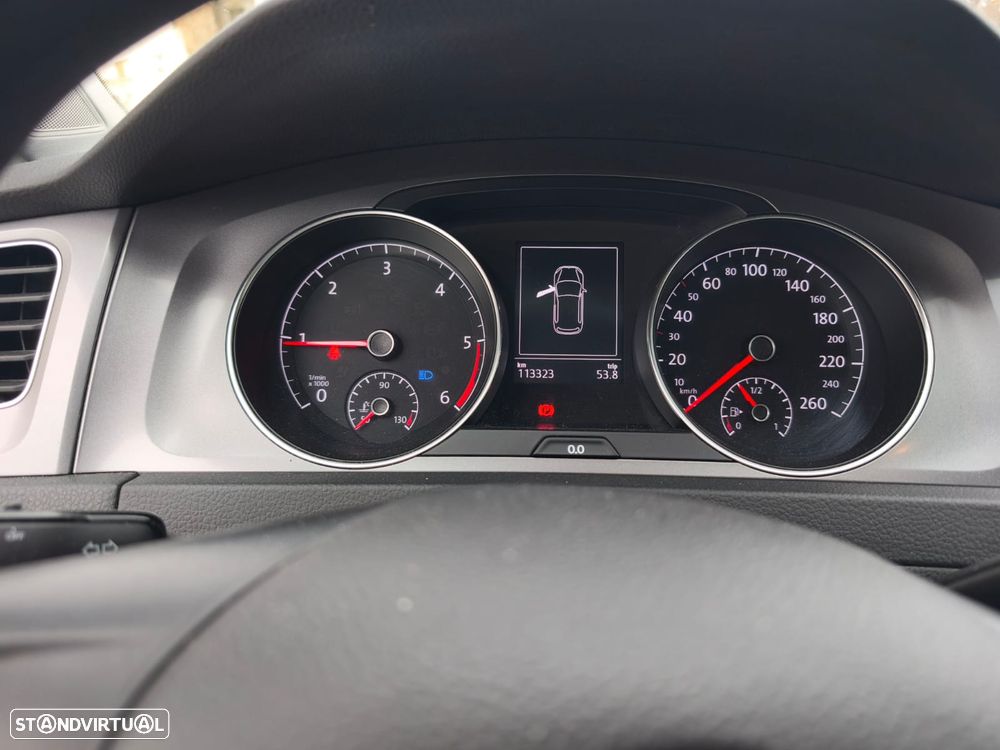 VW Golf 1.6 TDi DPF BlueMotion Trendline - 5