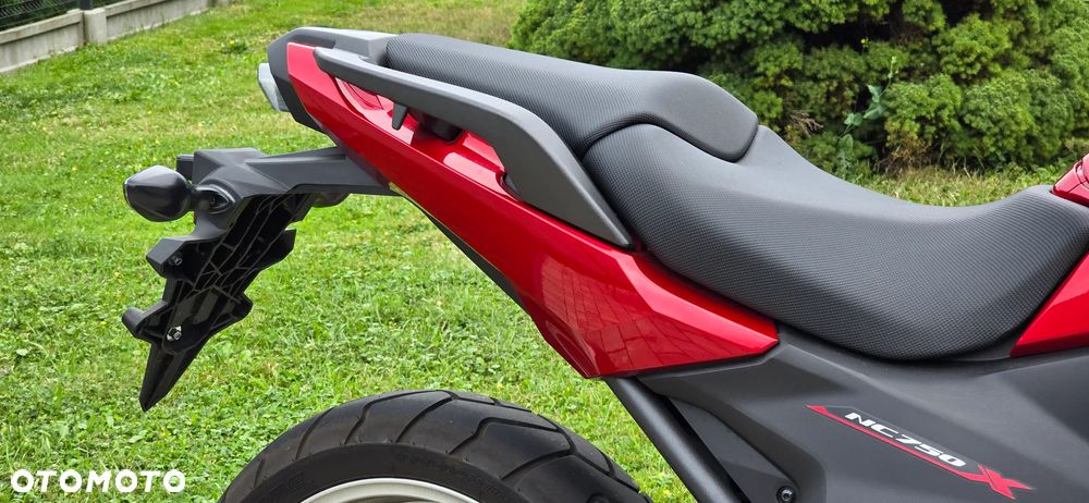 Honda NC - 25