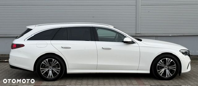 Mercedes-Benz Klasa E 220 d mHEV 4-Matic Avantgarde 9G-Tronic - 9