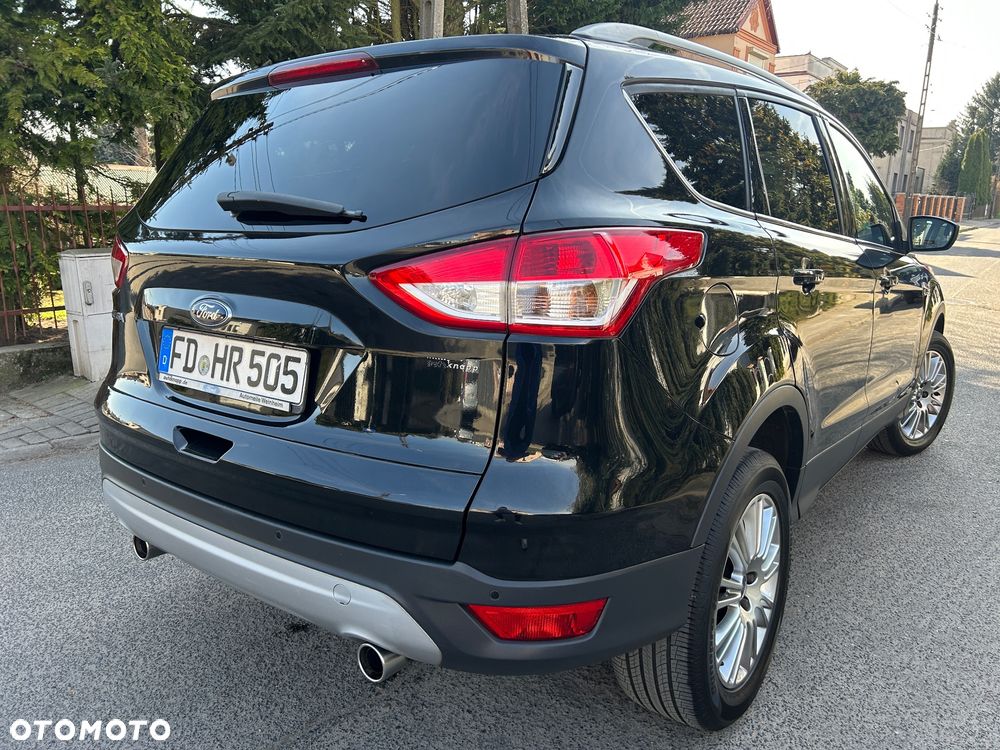 Ford Kuga 2.0 TDCi 2x4 Titanium - 32