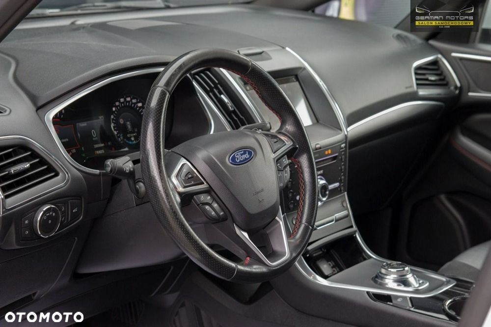 Ford S-Max - 23