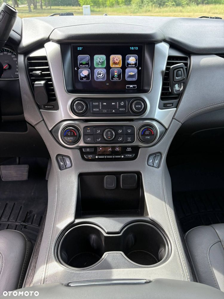Chevrolet Tahoe - 8