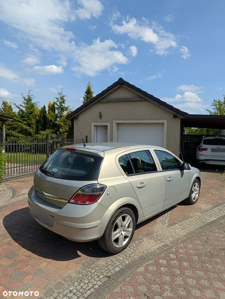 Opel Astra III 1.6 - 6