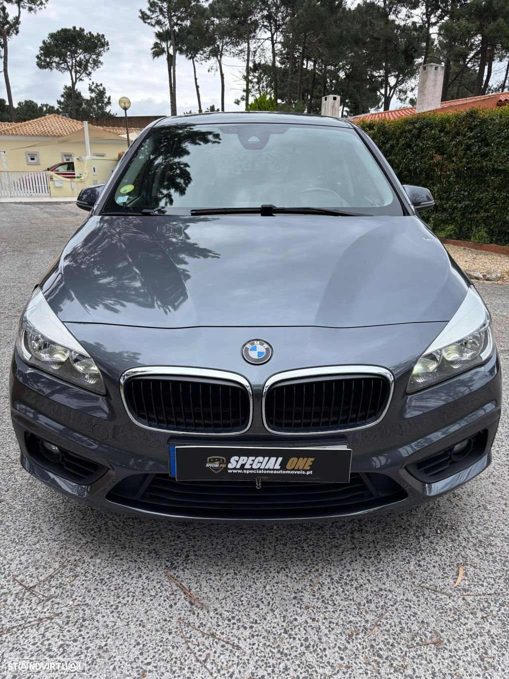 BMW 216 Gran Tourer d - 2