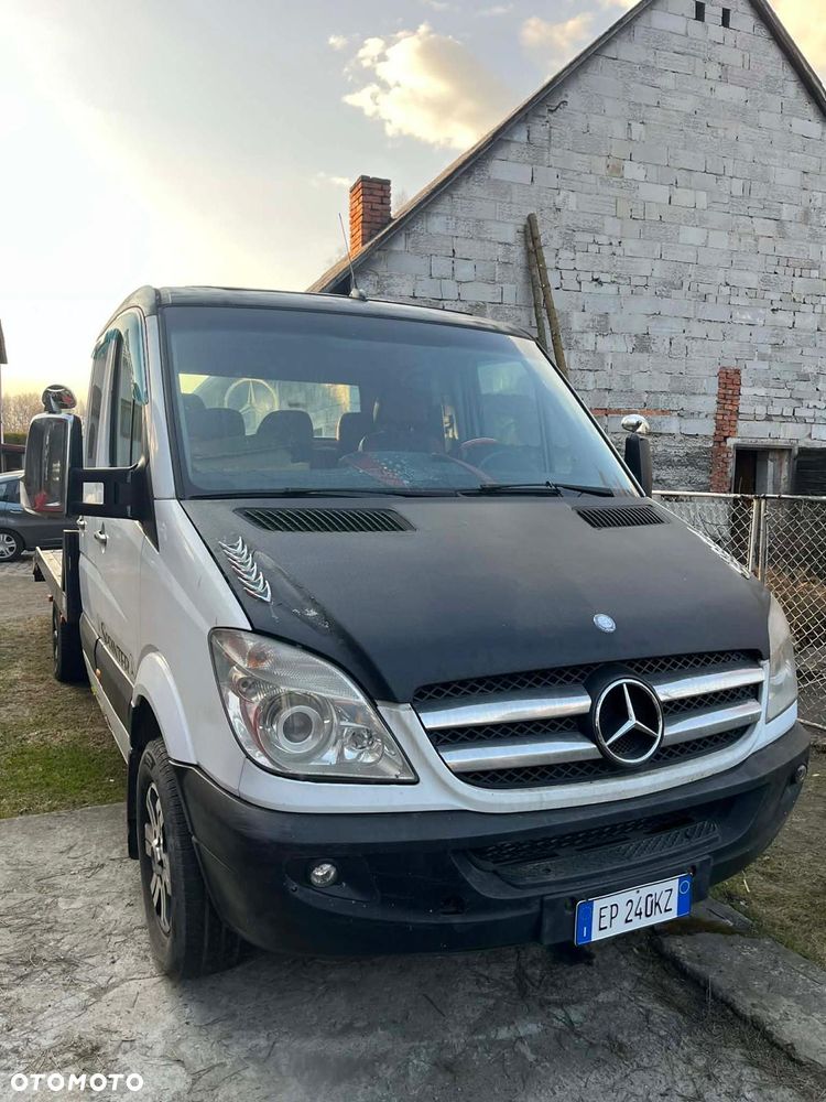 Mercedes-Benz Sprinter - 1
