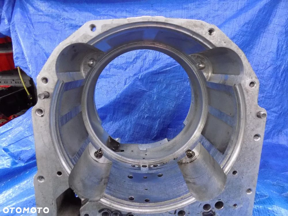 obudowa skrzyni biegów r116768 john deere 6300 6100 6200 6400 - 8