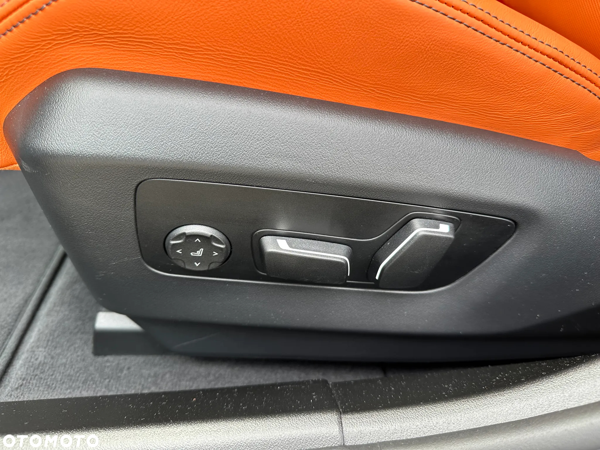 BMW M5 PHEV - 10