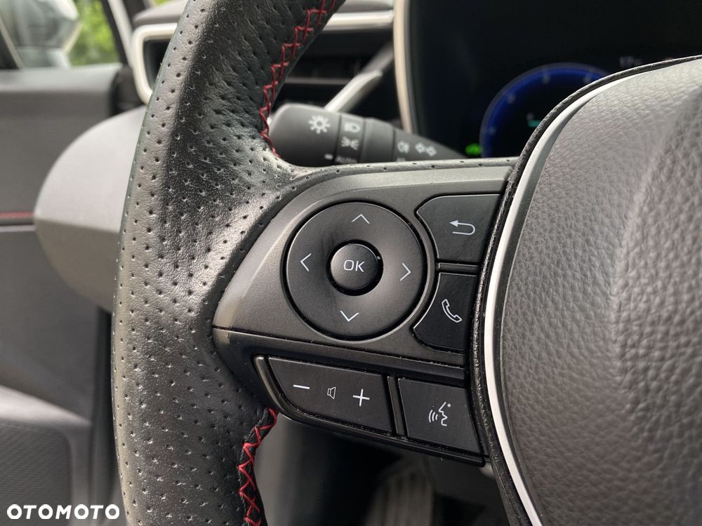 Toyota Corolla 1.8 Hybrid GR Sport Dynamic - 25
