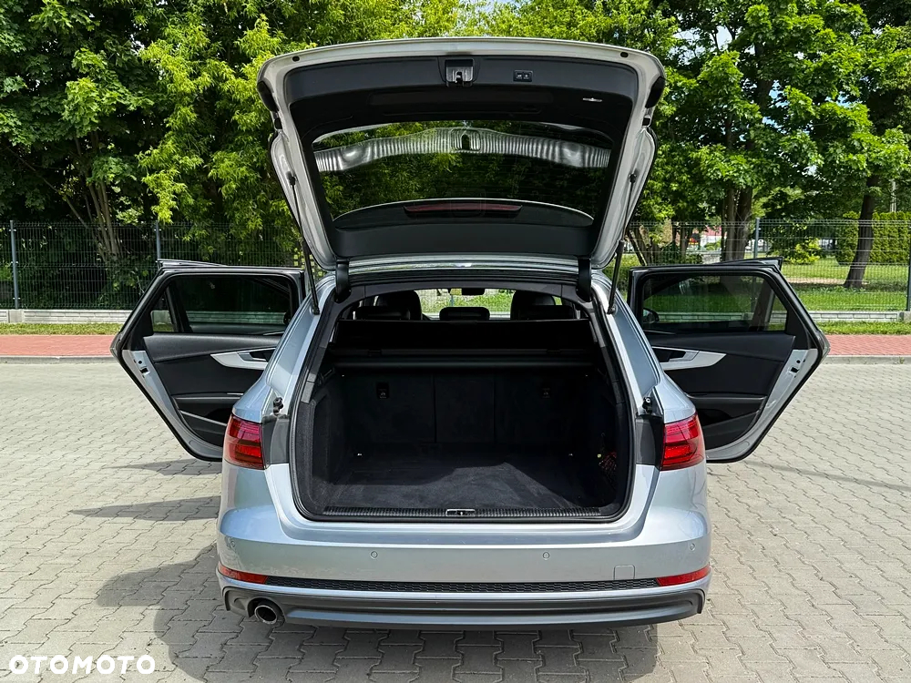 Audi A4 2.0 TDI Sport S tronic - 17