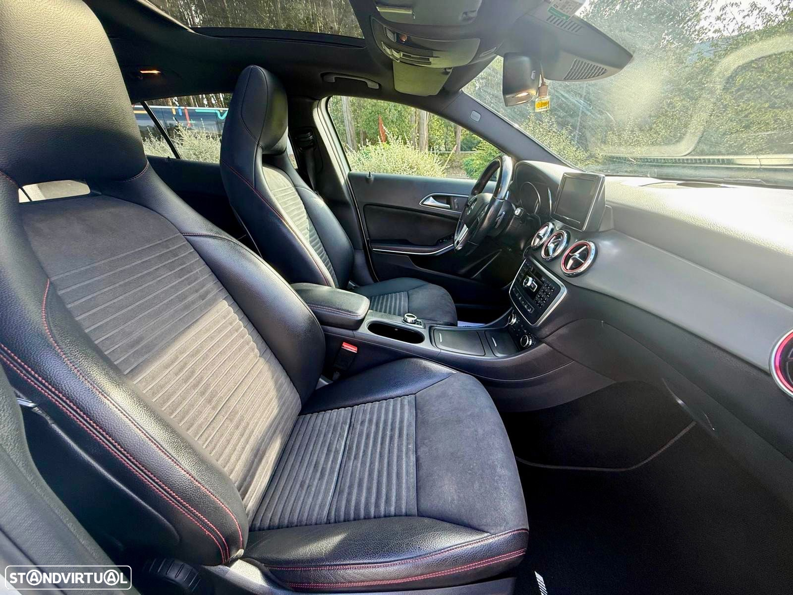 Mercedes-Benz GLA 220 CDi AMG Line 4-Matic - 10