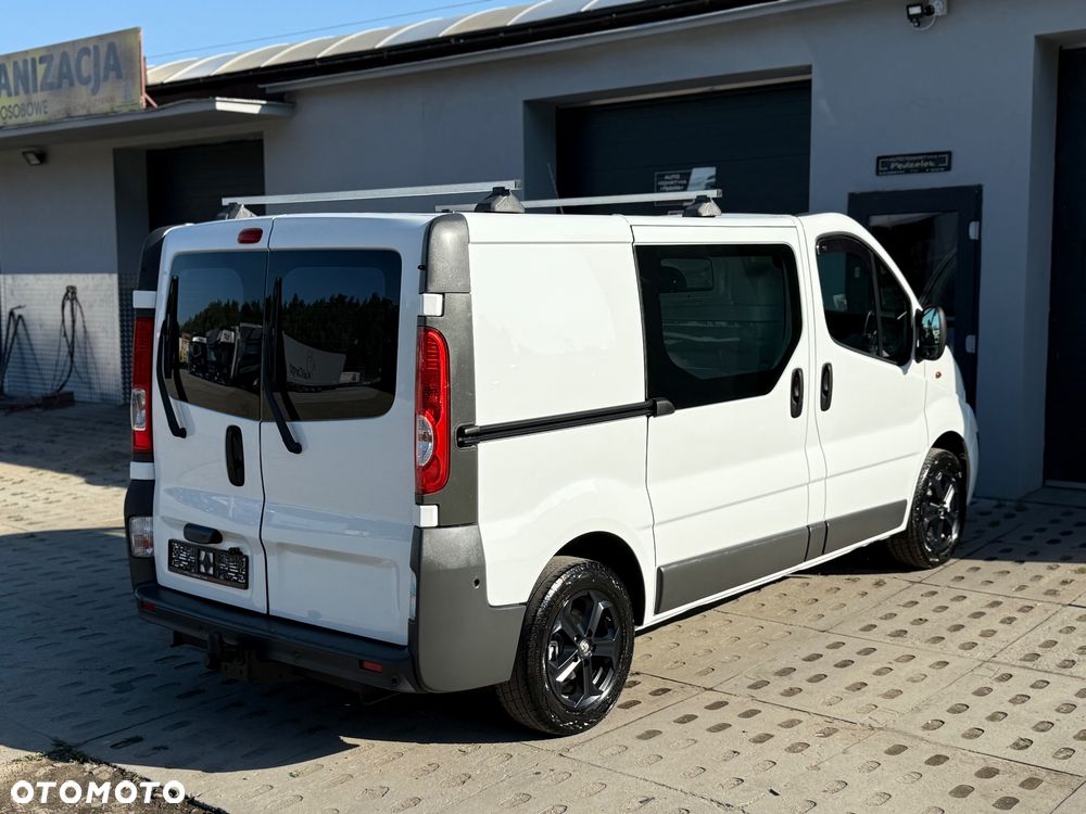 Opel Vivaro - 9