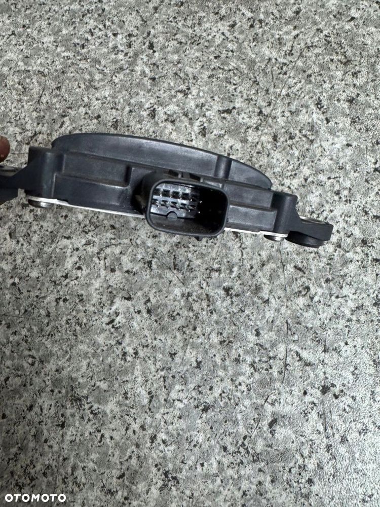 radar czujnik sensor martwego pola toyota yaris cross kross 88162-0d010 - 3