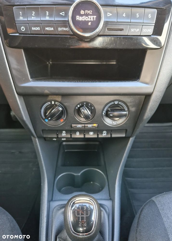 Skoda RAPID 1.6 TDI DPF Active - 38