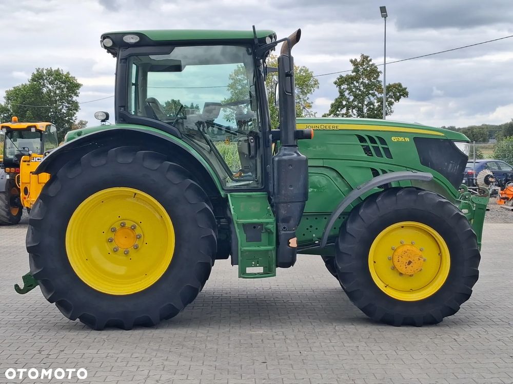 John Deere 6135 R - 5
