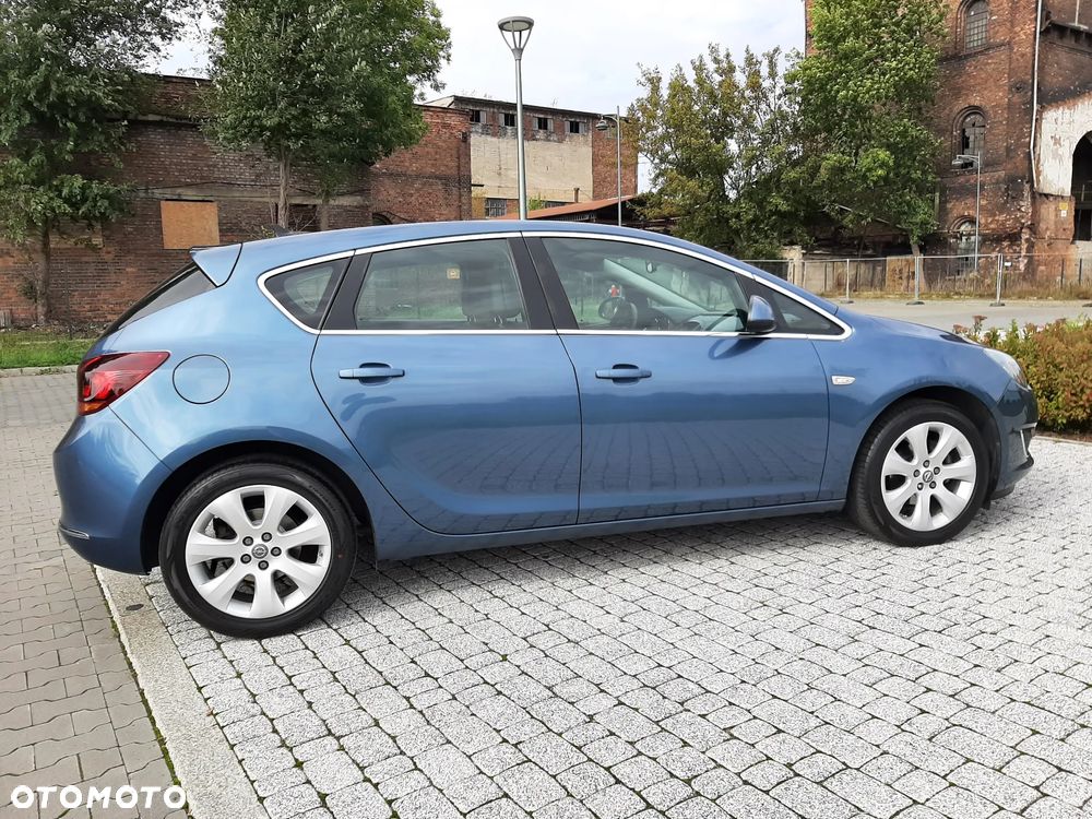 Opel Astra 1.4 Turbo Exklusiv - 5