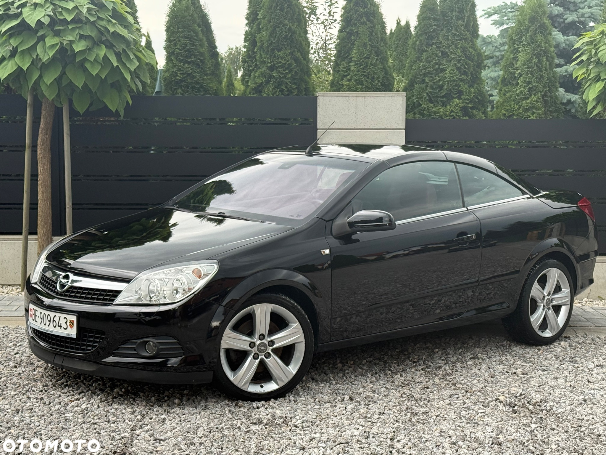 Opel Astra Twin Top 1.6 Turbo Endless Summer - 16
