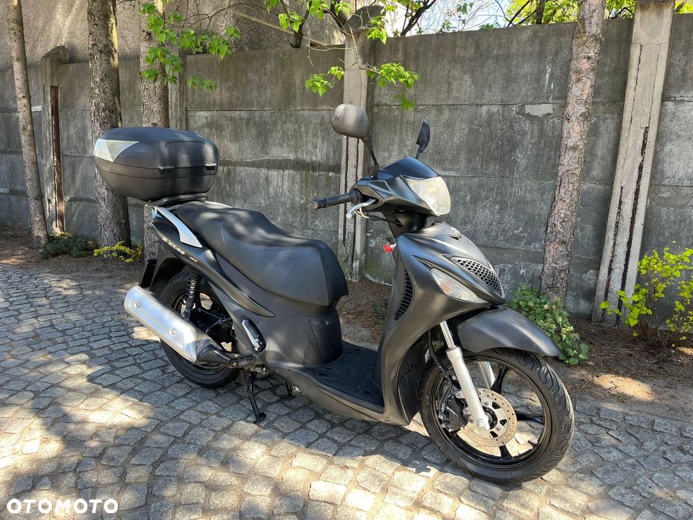 Suzuki Inny - 7