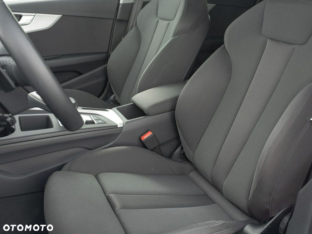 Audi A4 Avant 35 TFSI mHEV S tronic - 15