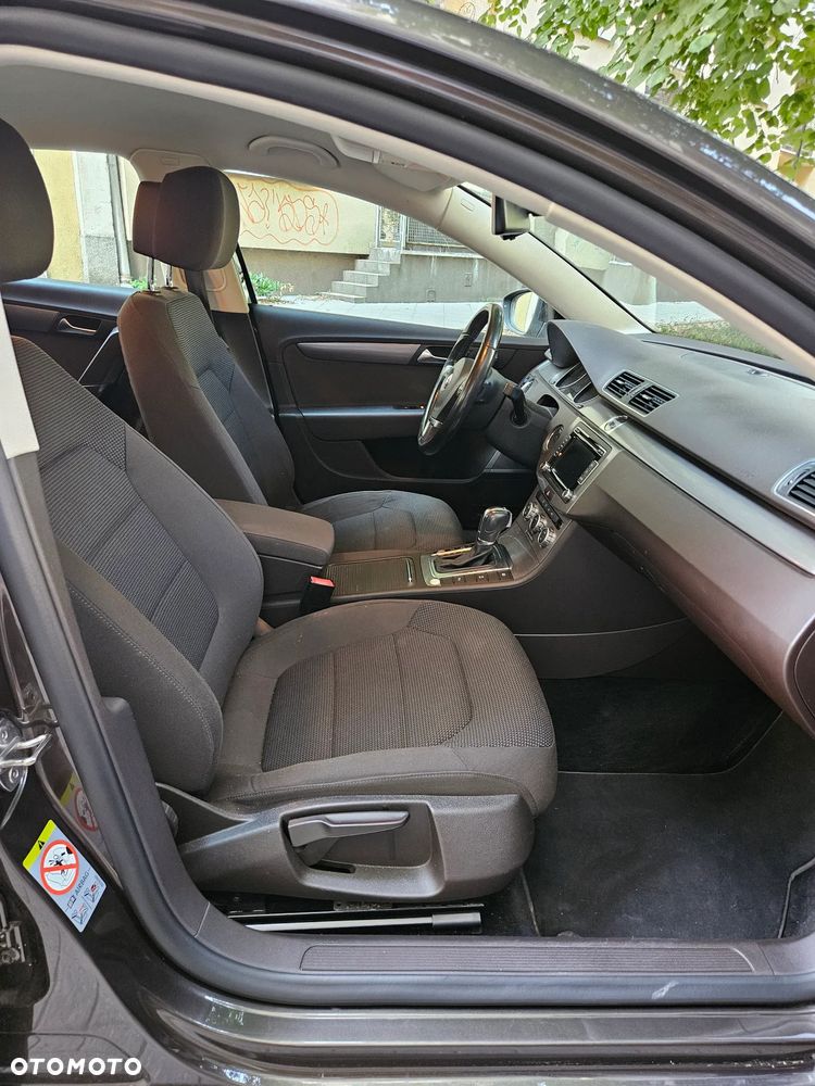 Volkswagen Passat 1.4 TSI BMT Comfortline DSG - 9