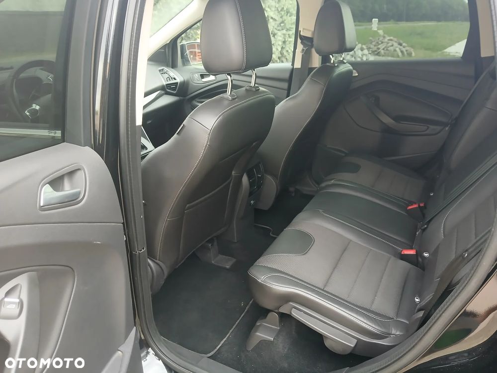 Ford Kuga 2.0 TDCi 4x4 Titanium - 20