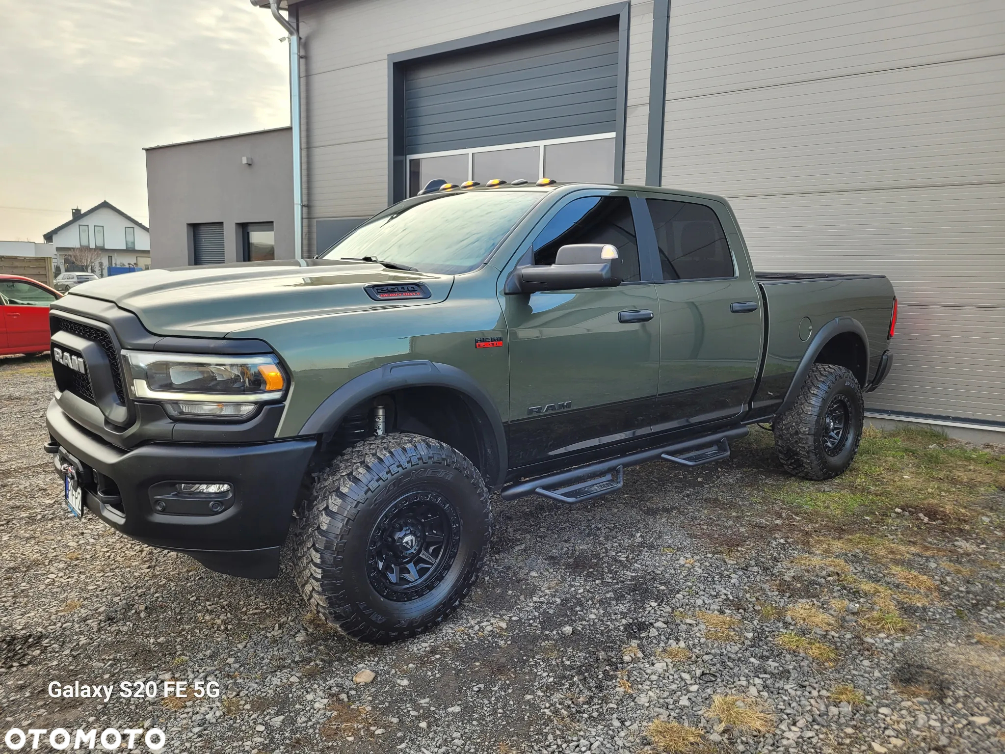 RAM 2500 - 9
