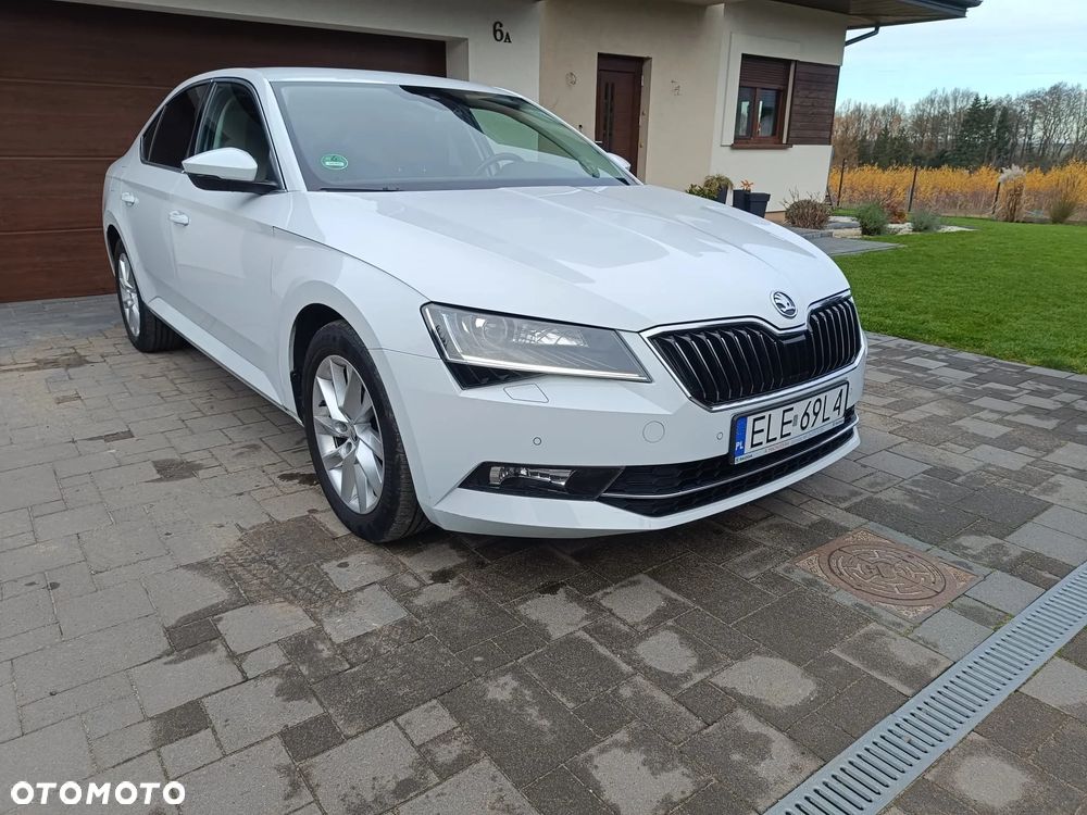 Skoda Superb 2.0 TDI 4x4 Style DSG - 5