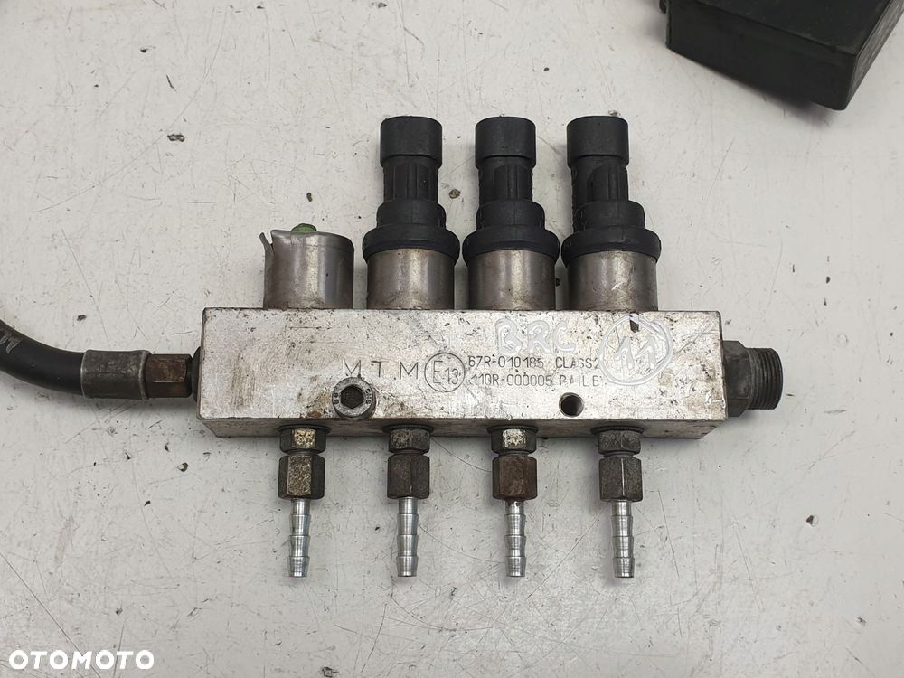 LISTWA WTRYSKOWA GAZU LPG MTM Wtryskiwacz 4 Cyl - 2