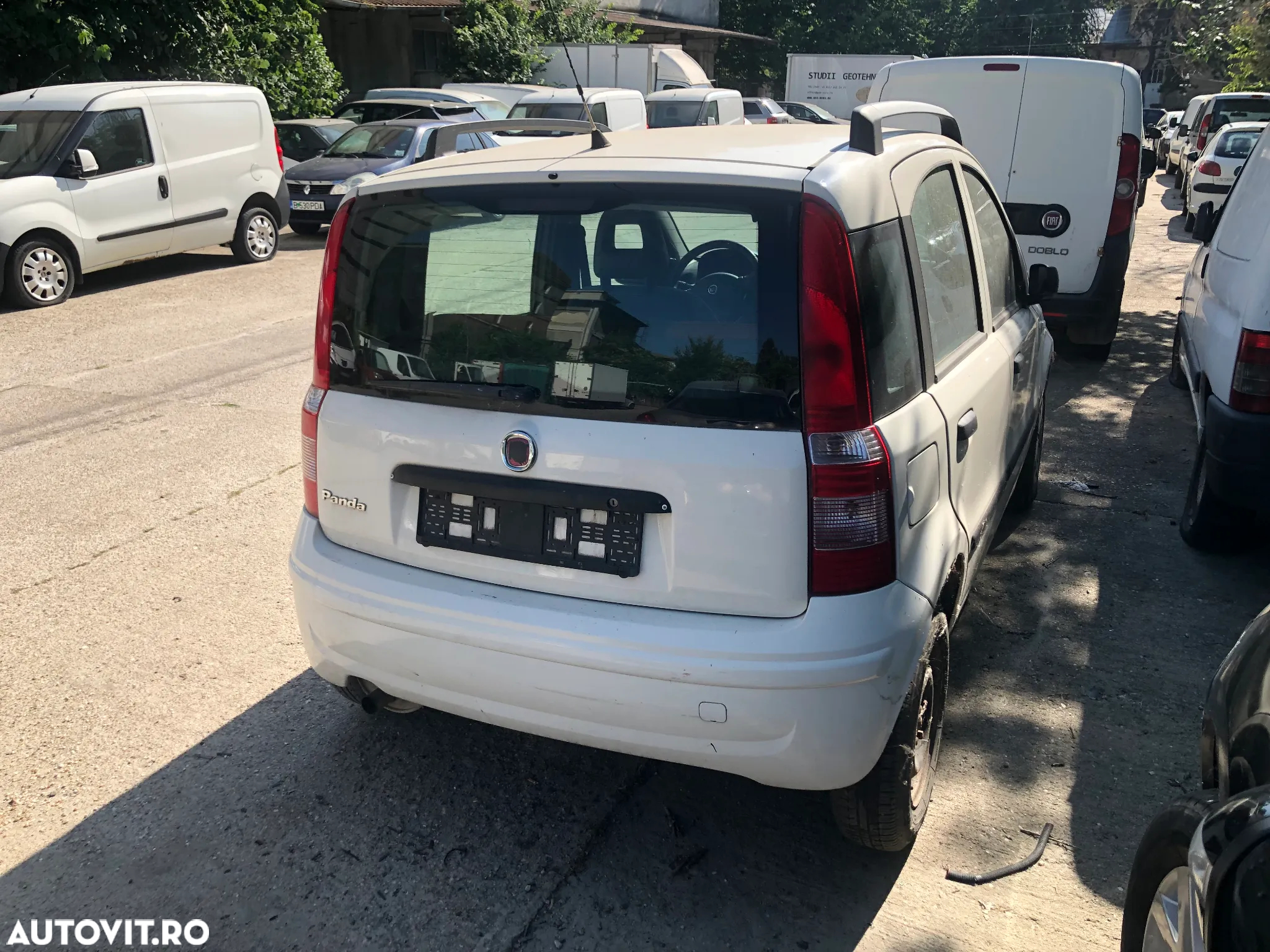 Dezmembrez Fiat Panda alb 1.3 diesel 2006 - 11