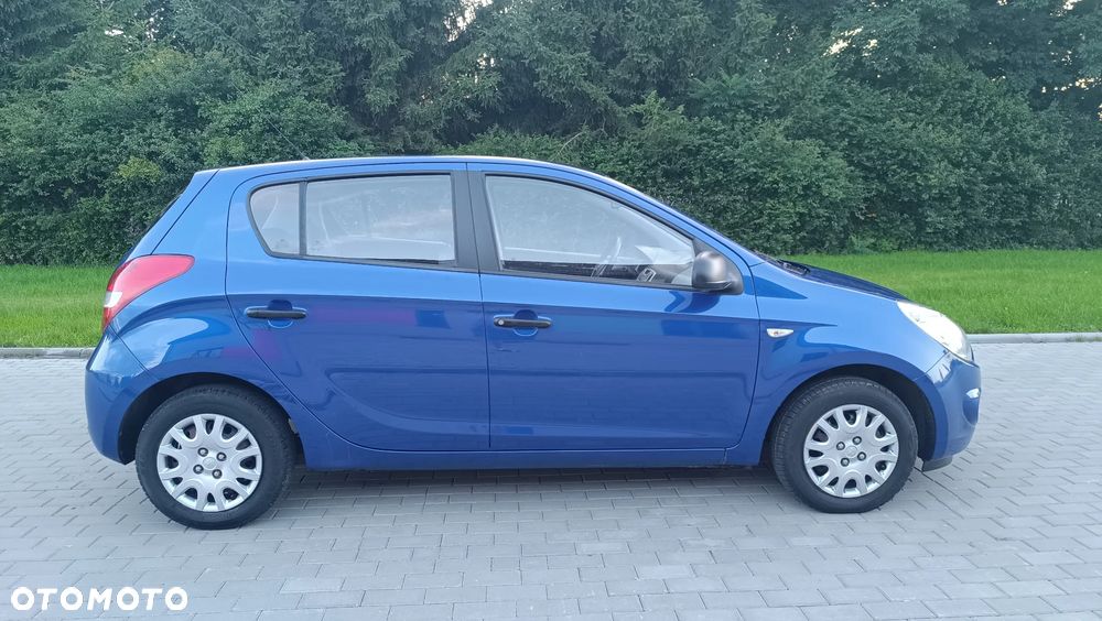 Hyundai i20 1.2 Trend - 8
