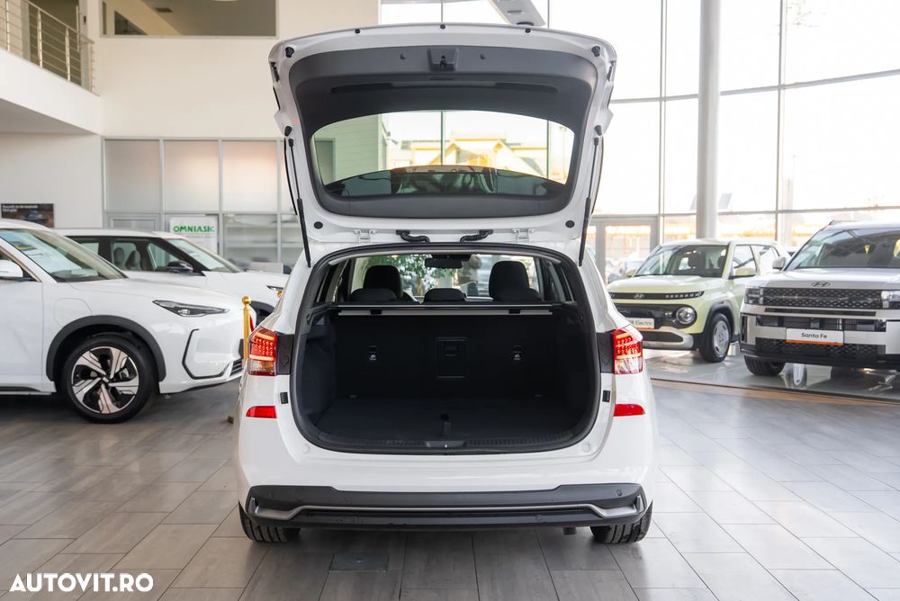 Hyundai i30 1.5 96CP M/T Highway - 10