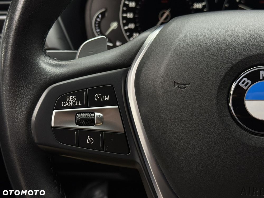 BMW X4 xDrive20i GPF Advantage sport - 25