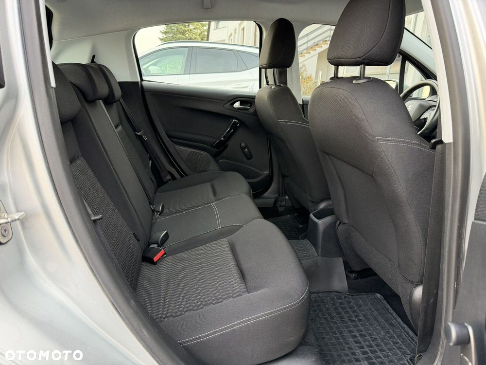 Peugeot 208 1.2 PureTech GPF Active S&S - 29