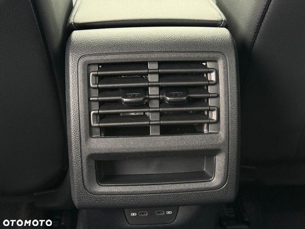 Volkswagen Golf - 29