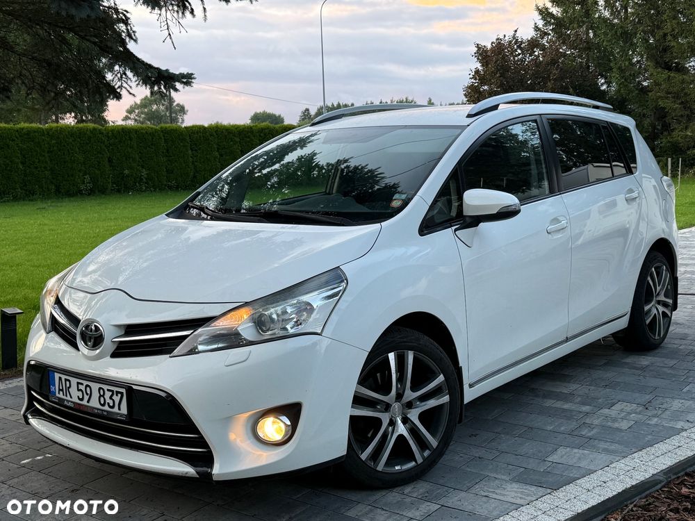 Toyota Verso - 1