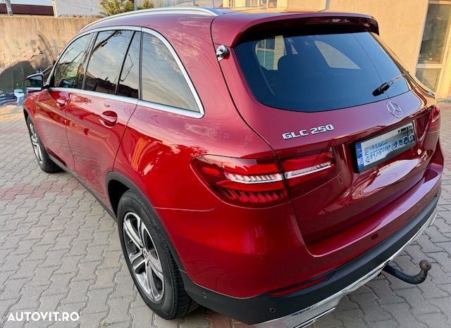 Mercedes-Benz GLC 250 4MATIC - 3