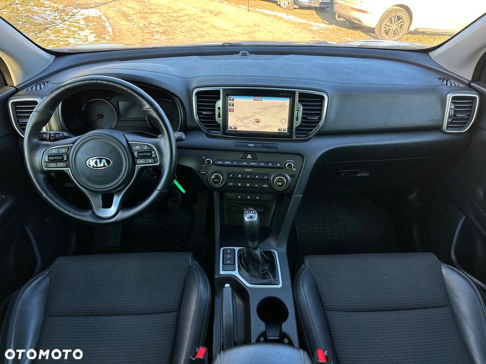 Kia Sportage 2,0 CRDI AWD Vision - 10