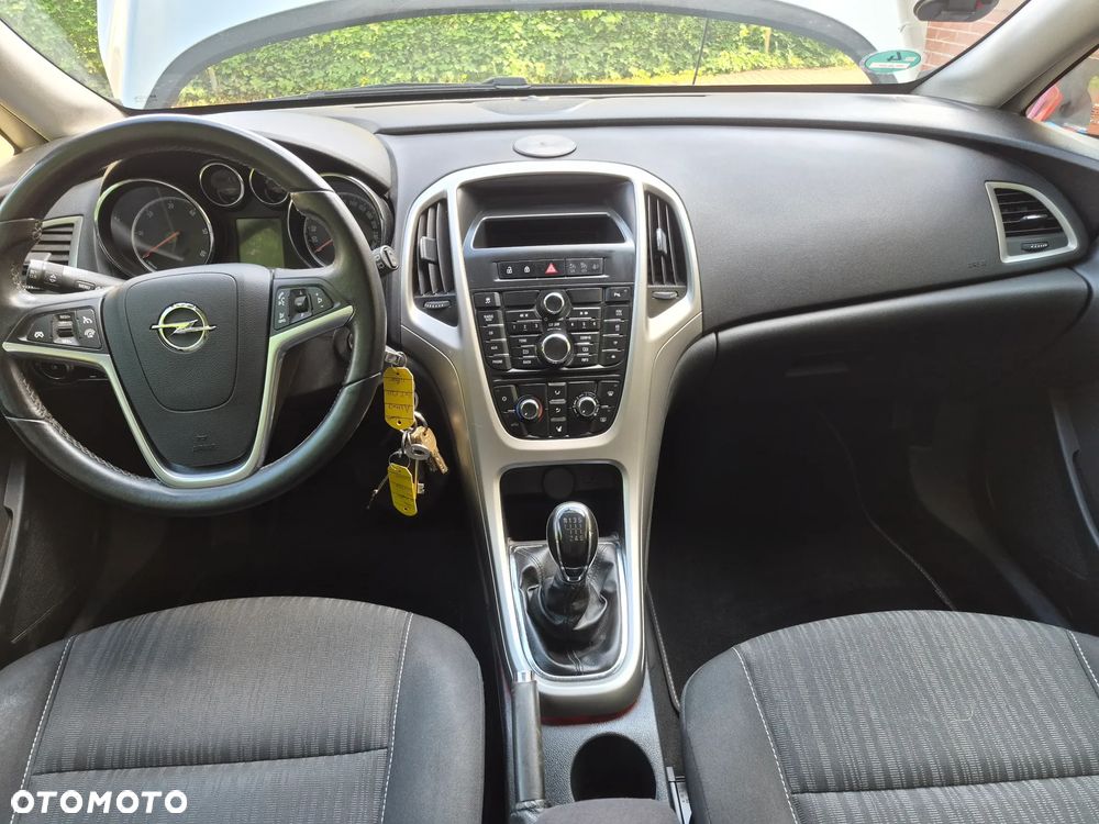 Opel Astra 1.7 CDTI DPF Exklusiv - 8